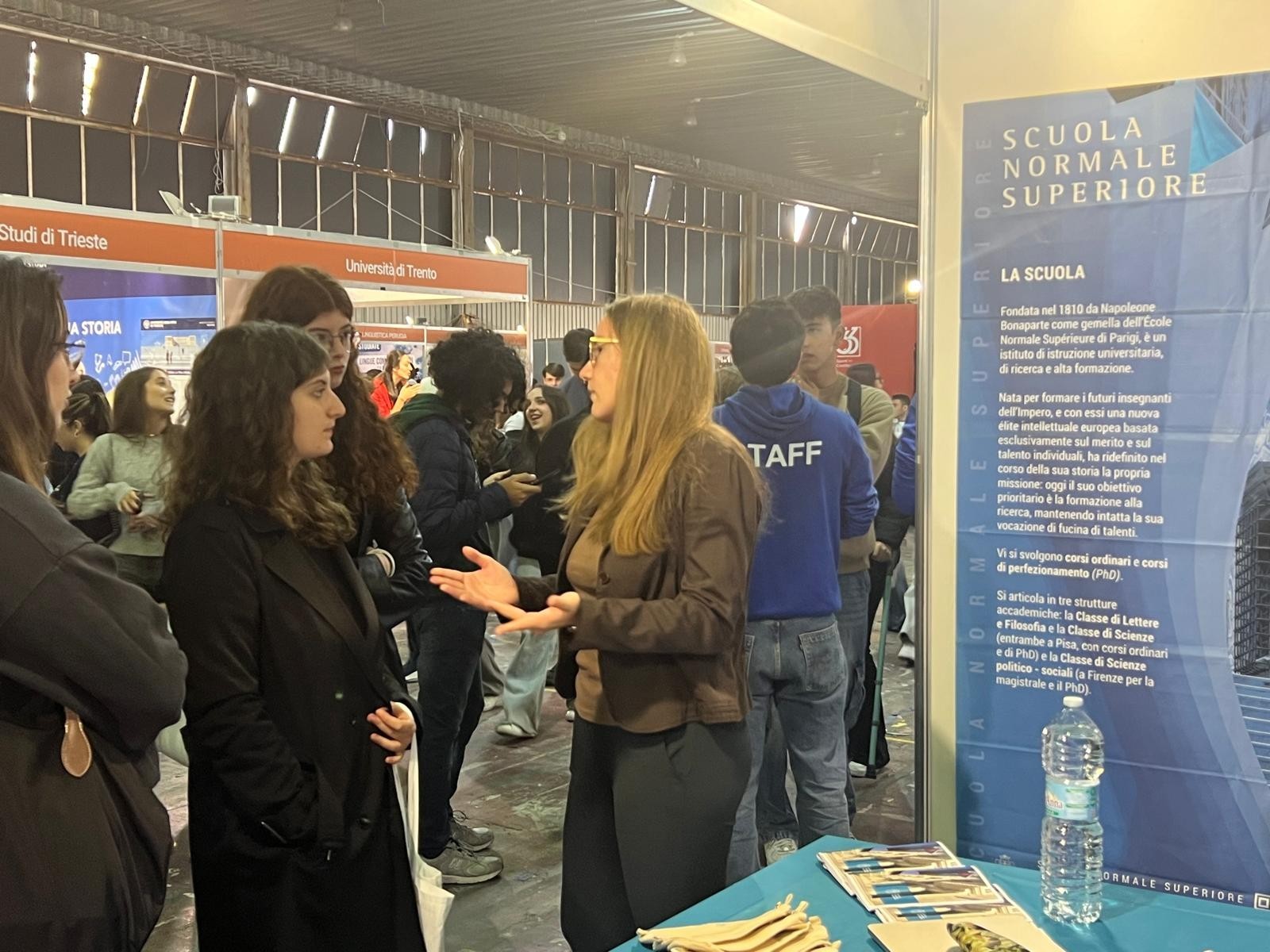 Lo stand della Normale ad un salone di orientamento